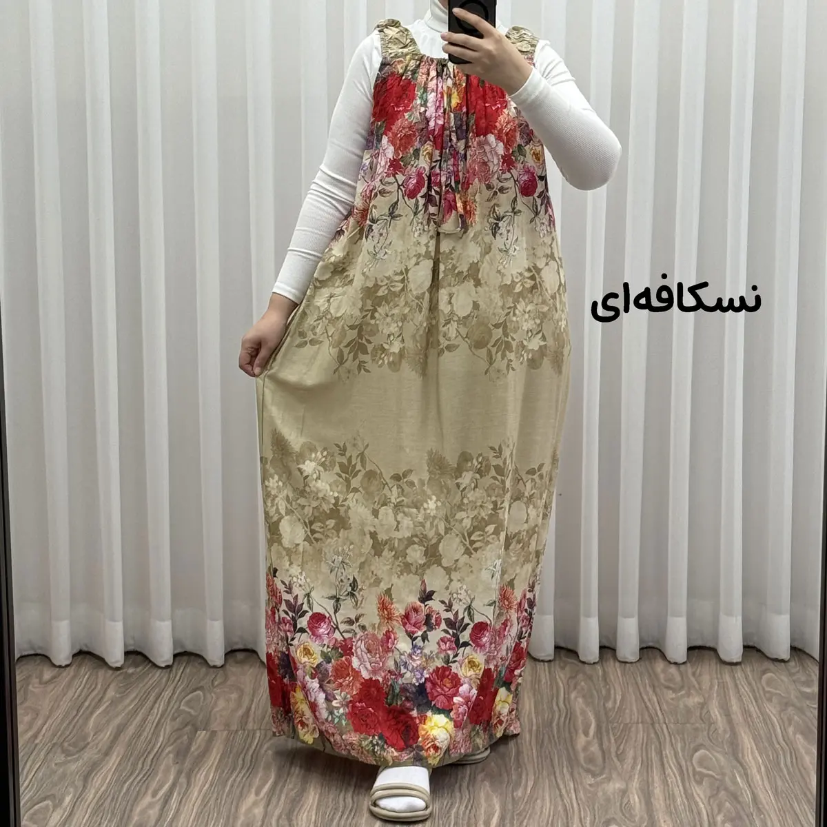 تصویر ۶ برای "پیراهن ساحلی زنانه آستین حلقه حاشیه دار کد A2090"