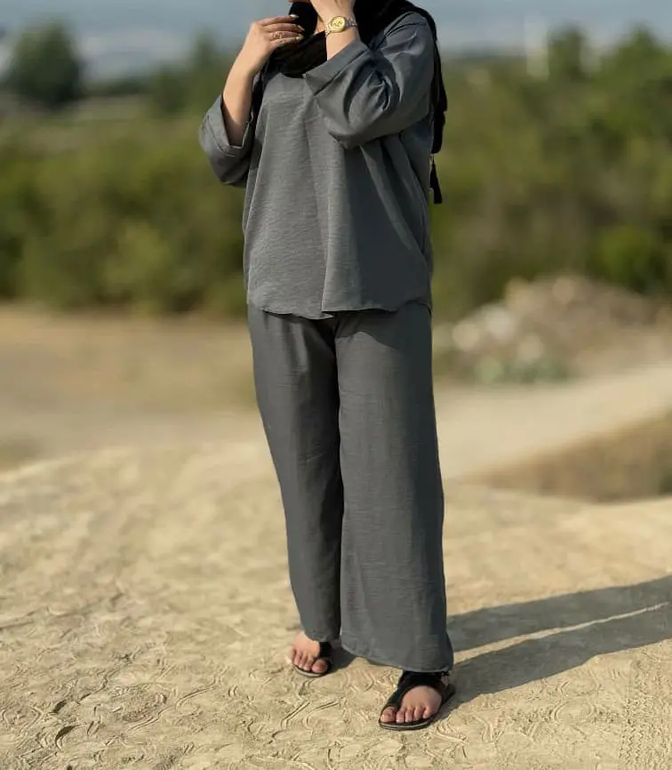 تصویر ۳ برای "ست بلوز شلوار صوفیا"